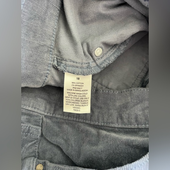 a.n.a Women's High Rise Flare Corduroy Jeans in Blue Size 18 - Picture 4 of 5